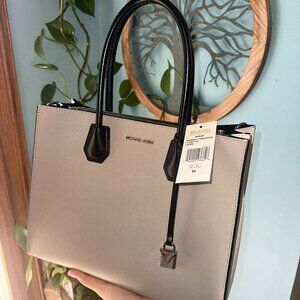 Michael Kors Mercer Tote LIKE NEW with tags